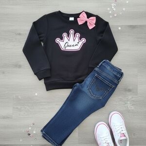 Black Queen Sweatshirt and Blue Jeans Set